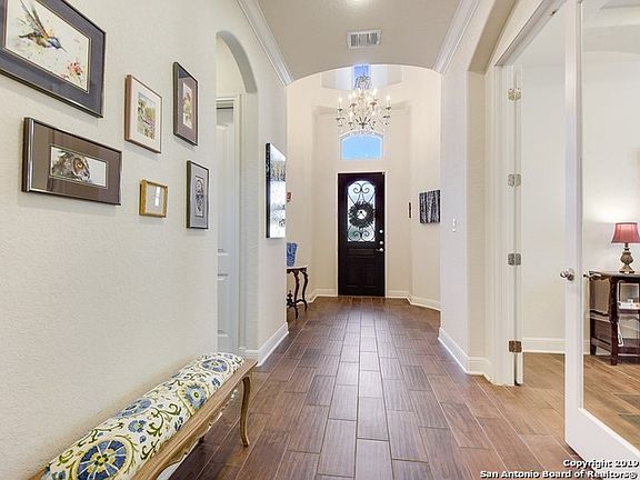 3rd image of 4686 Amorosa Way