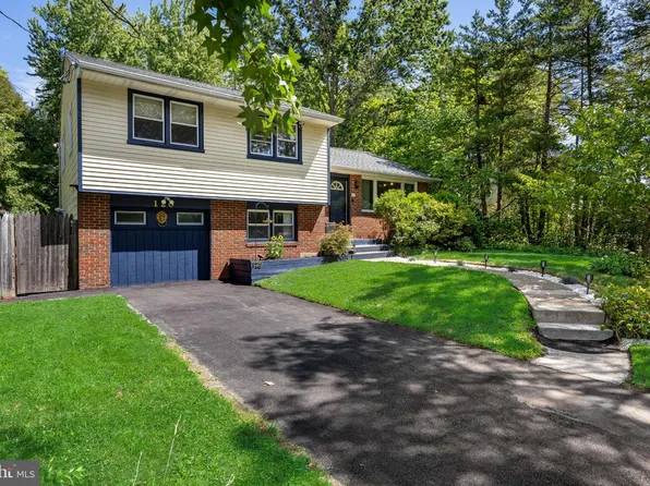 120 N Valleybrook Rd, Cherry Hill, NJ 08034