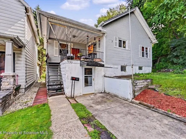1223 Beech St, Scranton, PA 18505