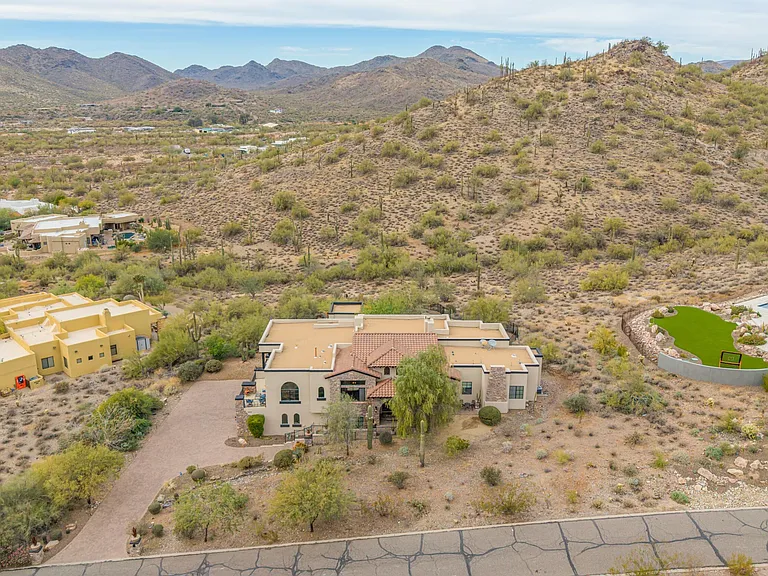 36138 N Summit Dr — Photo 69