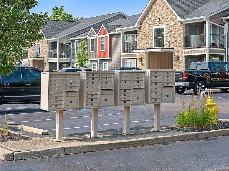 Galbraith Pointe Apartments and Townhomes — Photo 50