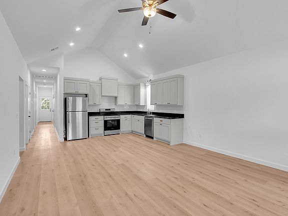 2nd image of 412 N 13th St #414