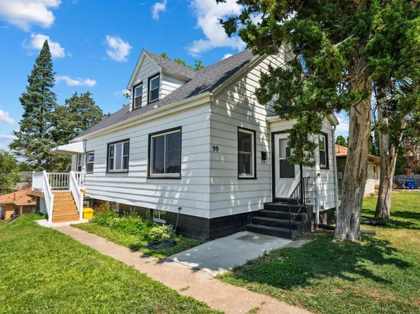 99 Gandolfo St, Dubuque, IA 52001