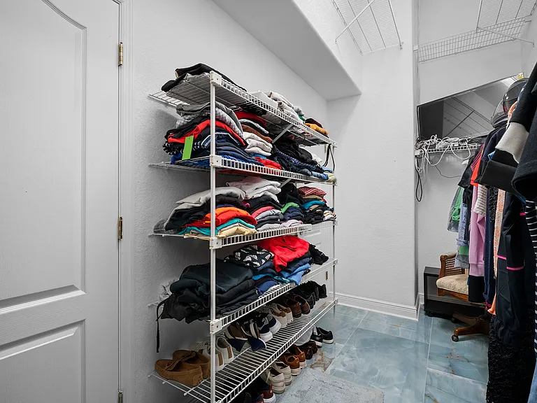 5024 SW 8th Pl — Photo 31