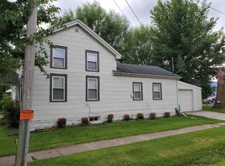 100 Fremont St, Elgin, IA 52141