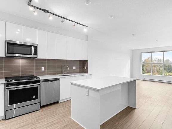 3rd image of 8150 207th St #D321