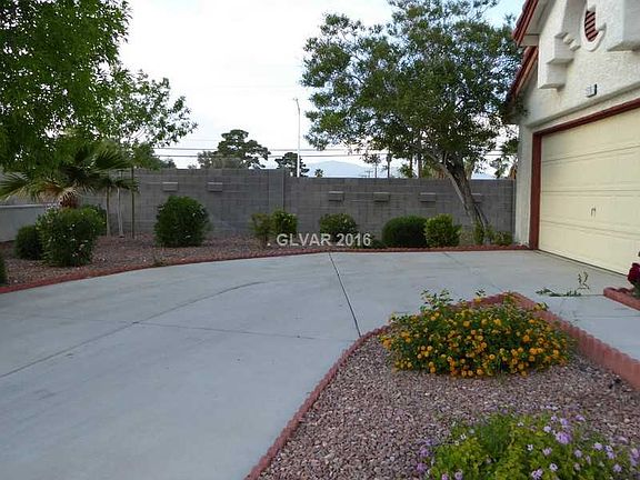 5th image of 1516 Winter Lily Ct