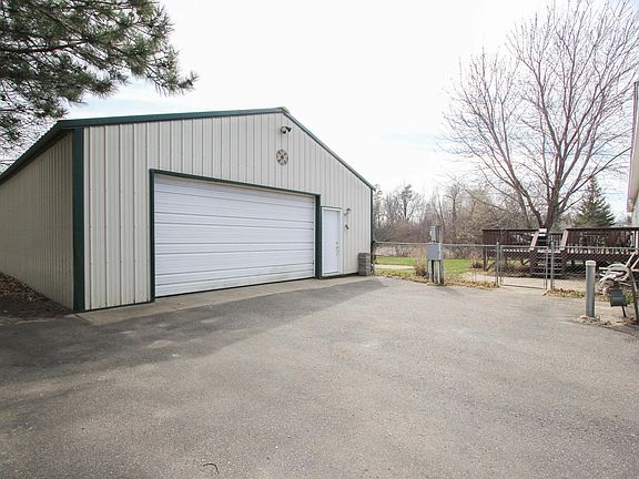 2nd image of 7133 Fox Rd
