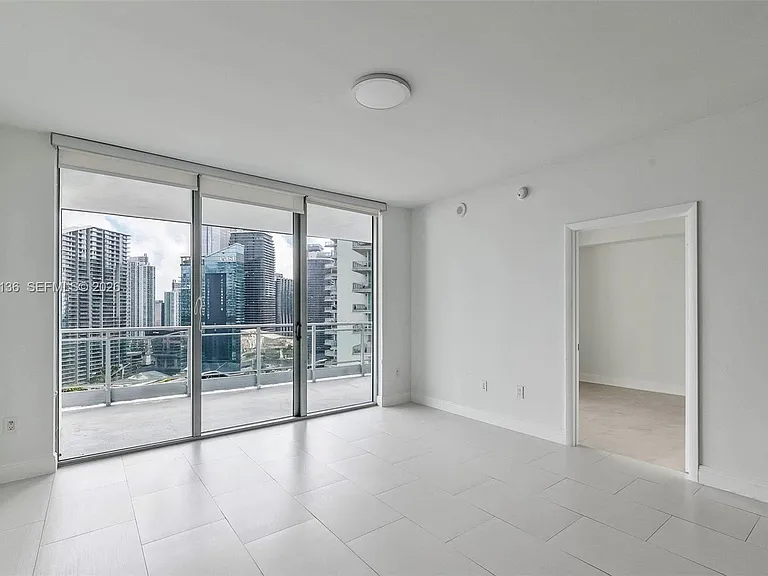 90 SW 3rd St #3211 — Photo 11