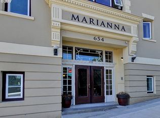 654 SW Grant St APT 304, Portland, OR 97201