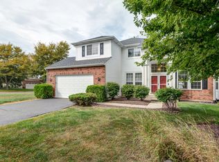 1300 Kettering Rd, Mundelein, IL 60060
