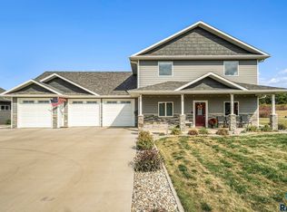 45081 Jackson Rd, Madison, SD 57042