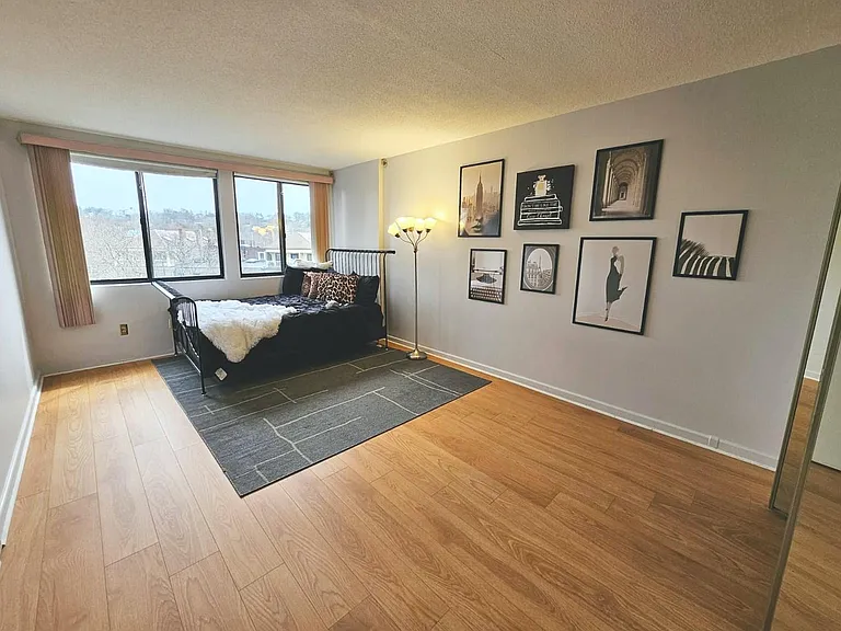 1731 Beacon St #521 — Photo 4