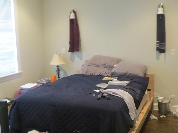 4th image of 718 N Throop St #2