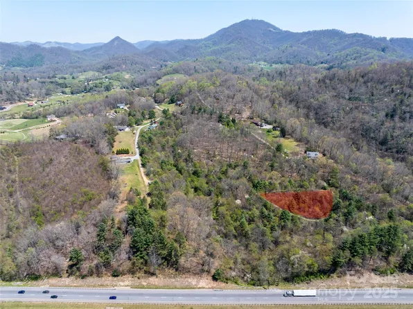 39 Sunnybrook Trl, Clyde, NC 28721