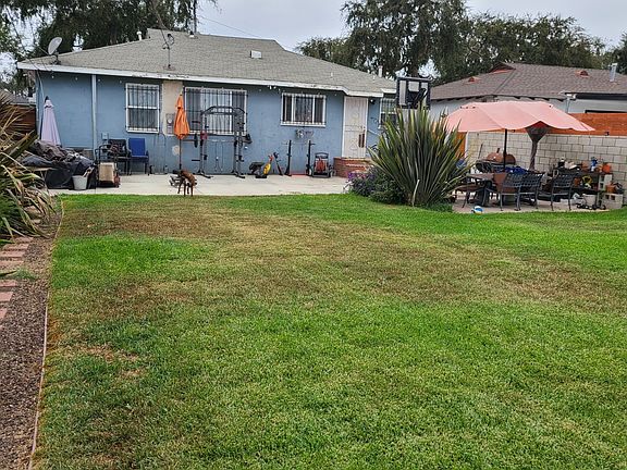 3rd image of 13302 McKinley Ave
