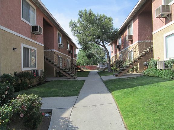 4th image of 7862 Lankershim Ave APT 201