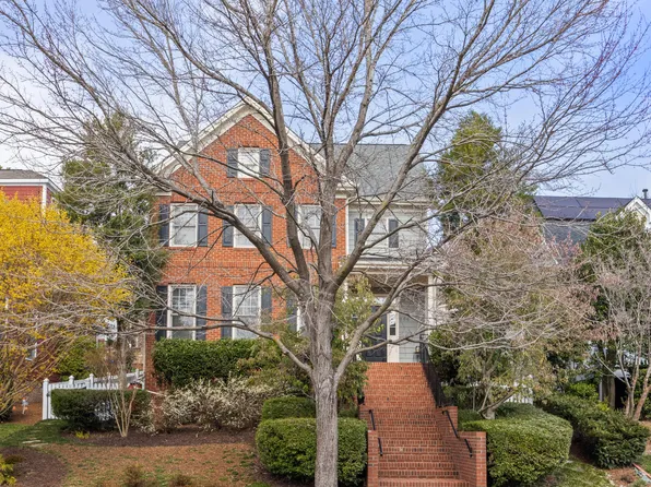 506 Parkview Cres, Chapel Hill, NC 27516