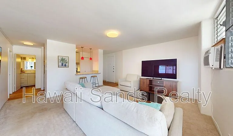 2442 Kuhio Ave #702 — Photo 3