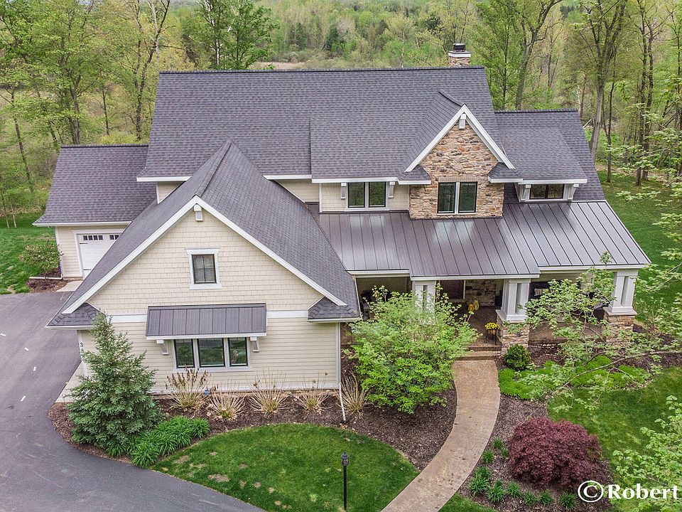1st image of 388 Preservation Dr NE