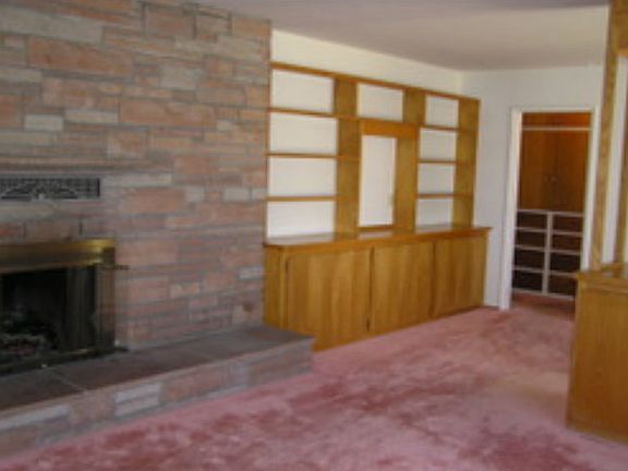 2nd image of 205 Santa Cruz Ave