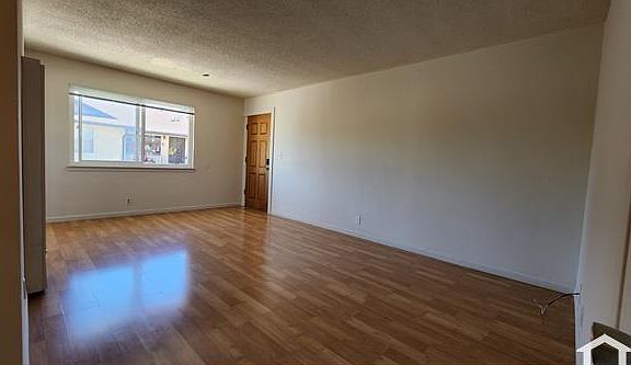 5th image of 518 Troy Dr APT 4
