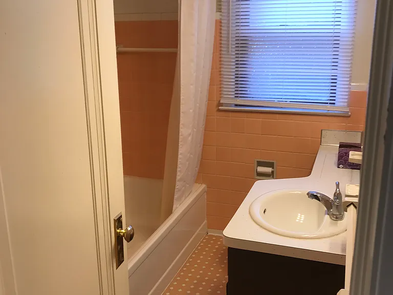 3659 Oakshire Dr — Photo 6