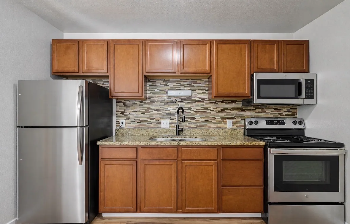 The Vista Heights Apartments — Photo 4