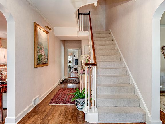Entry Foyer
