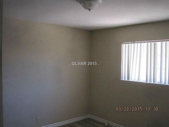 4th image of 6233 Lawton Ave