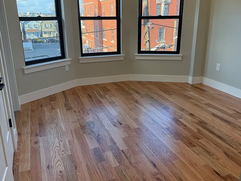 76 Barbara St #3 — Photo 10