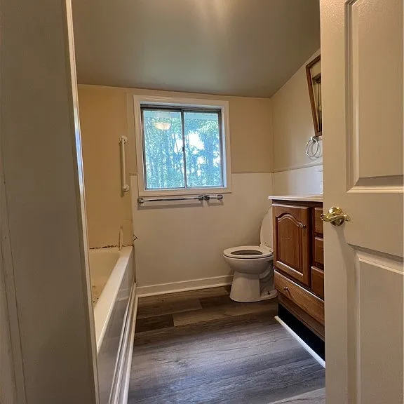 3907 Woodlawn St — Photo 11