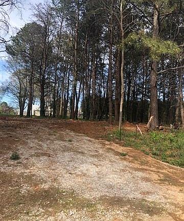 2nd image of 00 Southwood Loop #37