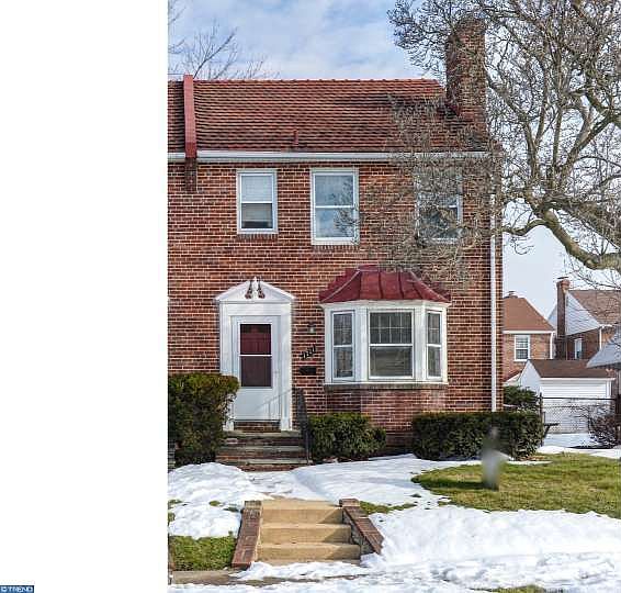 1st image of 1711 Linden St