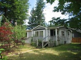 6286 Chestnut Dr, Maple Falls, WA 98266