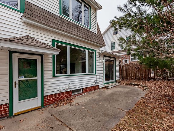 3rd image of 5810 Ingersoll Ave