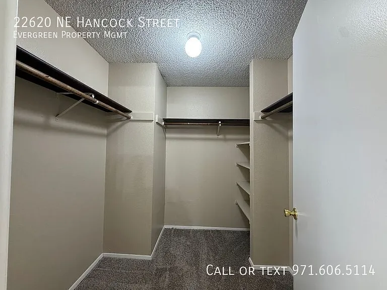 22620 NE Hancock St — Photo 21
