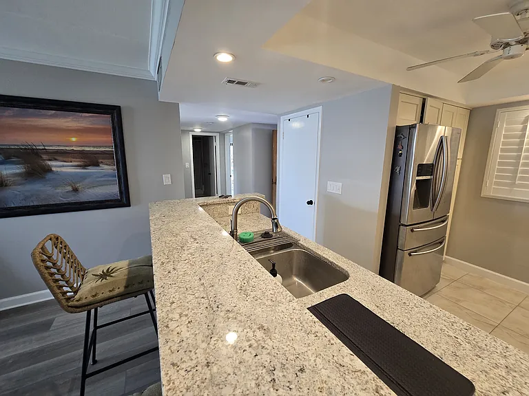 895 S Gulfview Blvd #202 — Photo 7