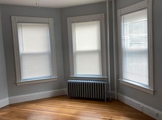 287 Walnut St APT 1, Lynn, MA 01905