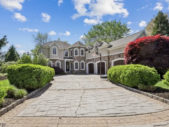 3 Mellon Pl, Livingston Twp., NJ 07039