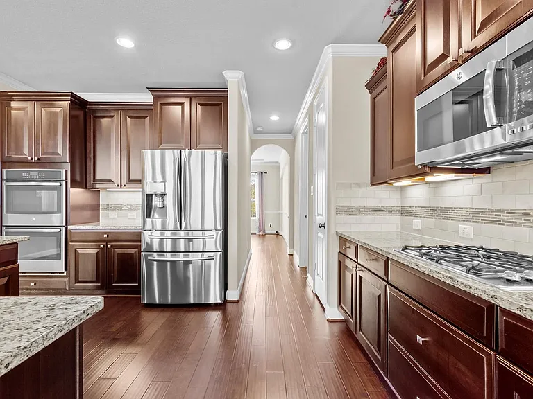 3704 Ashbury Rd — Photo 16