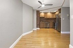 2nd image of 95 Gainsborough St APT 7