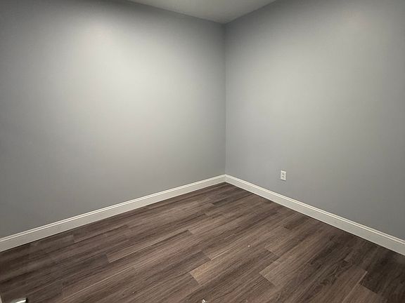 4th image of 3829 N Darien St