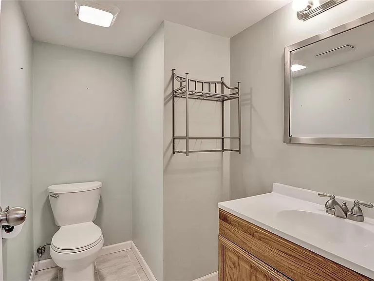 927 Bellestri Dr — Photo 20