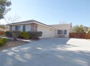 16262 Pauhaska Rd, Apple Valley, CA 92307