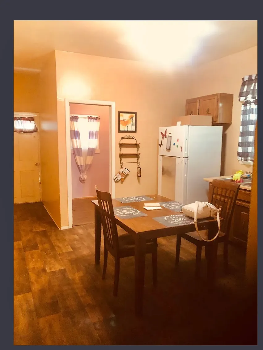2 bed, 1100 sqft, $1,100 — Photo 4