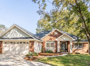 15 Keystone Ct, Dothan, AL 36305