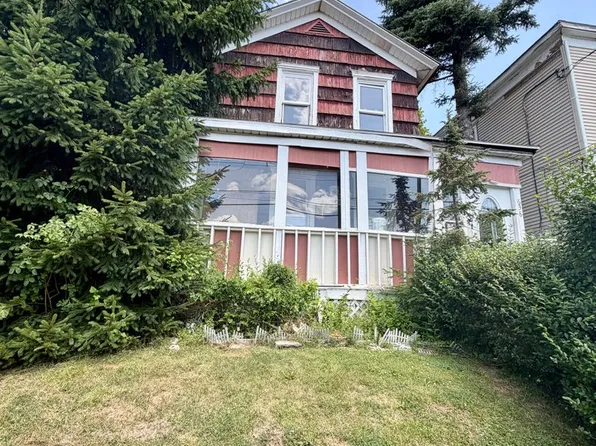 638 Carbon St, Syracuse, NY 13208