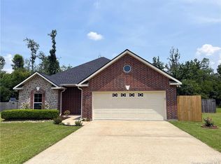 1008 Isabella St, Sulphur, LA 70663