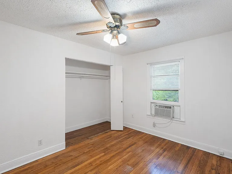 4616 E Cesar Chavez St #1 — Photo 8